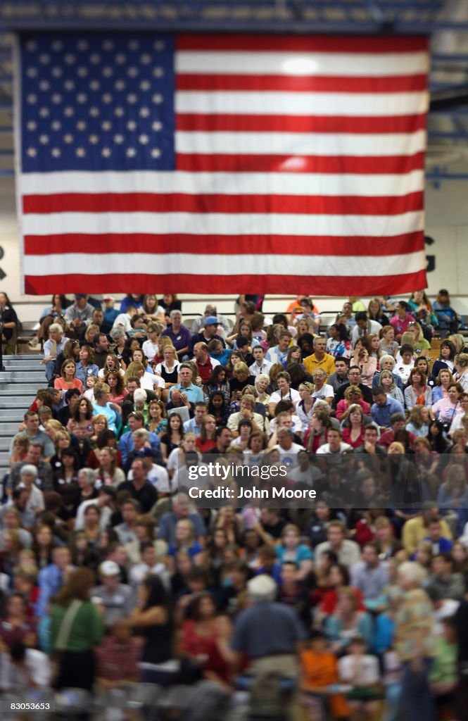 Barack Obama Campaigns In Colorado