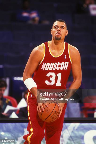 Tracy Murray of the Houston Rockets before a NBA basketball game against the Washington Bullets at USAir Arena on February 17, 1995 in Landover,...