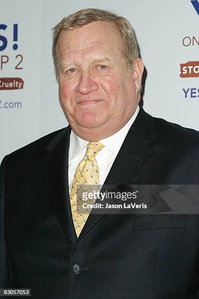 Actor Ken Howard attends the "Yes on Prop 2" benefit at a private residence on September 28, 2008 in Los Angeles, California.