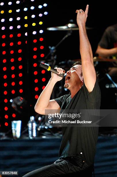 Douglas Robb of Hoobastank performs at the Wiltern on September 29, 2008 in Los Angeles, California.