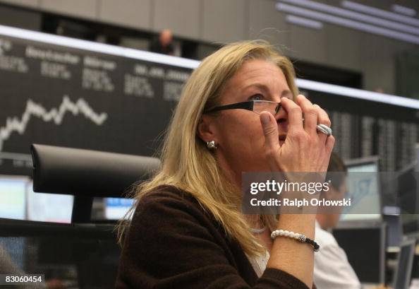 German Stock Exchange Opens After Wall Street Crash German Stock Exchange Opens After Wall Street Crash