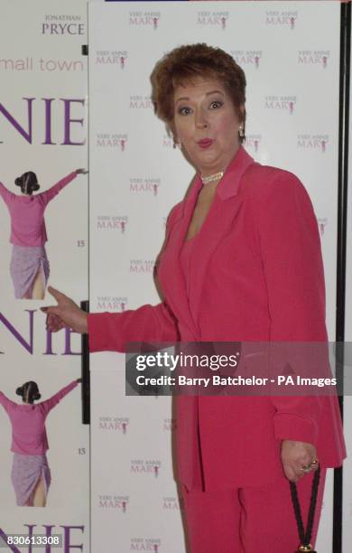 Ruth Madoc arrives for the World Charity premiere of 'Very Annie-Mary' at the UCI Cinema in Cardiff Bay, Wales, in aid of the Noah's ark Appeal. *...