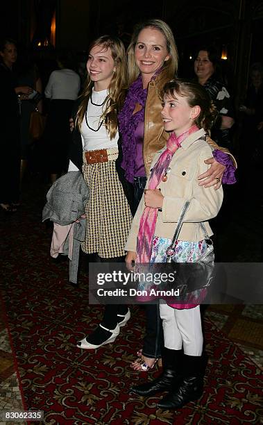 Alyssa-Jane Cook arrives for the Olivia Newton-John fundraising gala event at the State Theatre on September 30, 2009 in Sydney, Australia. Funds...