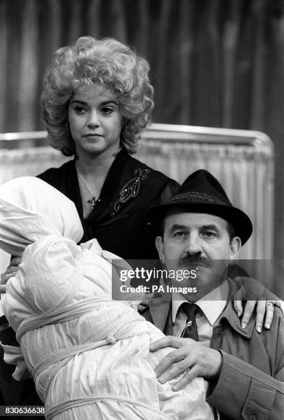 Actor Leonard Rossiter and actress and singer Gemma Craven at the Ambassadors Theatre, in London, rehearsing on stage for the opening week of Joe...