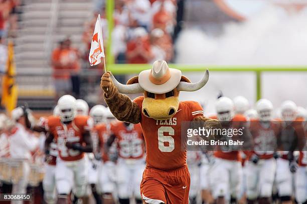 The Texas Longhorns mascot leads the team onto the field before the game against the Arkansas Razorbacks on September 27, 2008 at Darrell K...