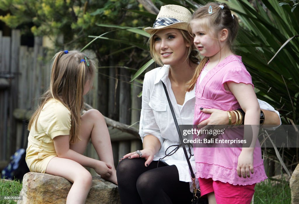 Delta Goodrem & Brian McFadden's Family Zoo Outing