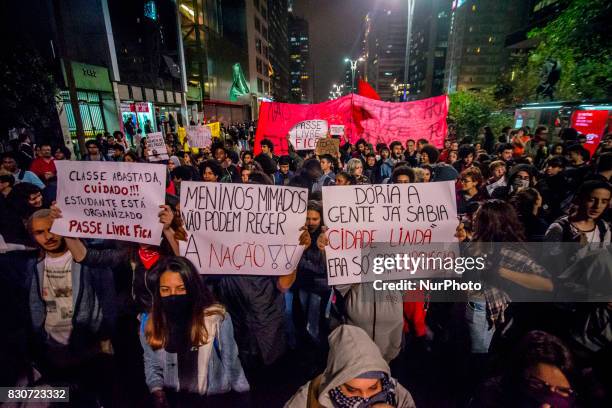 Students protest against the restriction imposed by the City of São Paulo in the use of the Free Student Pass benefit The act was convened by the...