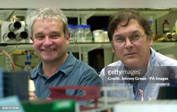 British Scientists Sir Paul Nurse Director General of Imperial Cancer Research Fund and Dr Tim Hunt, Head of Cell Cycle Control at Imperial Cancer....