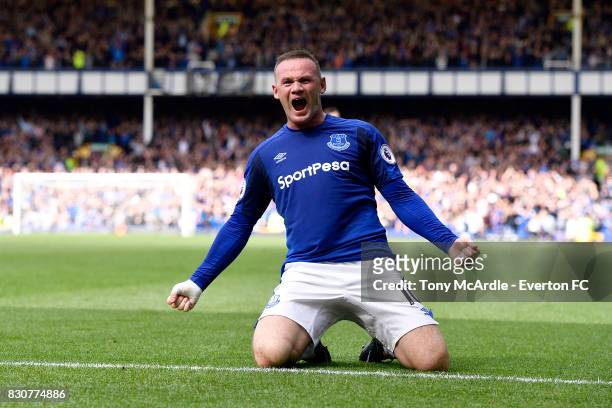Wayne Rooney celebrates his goal during the Premier League match between Everton and Stoke City at Goodison Park on August 12, 2017 in Liverpool,...