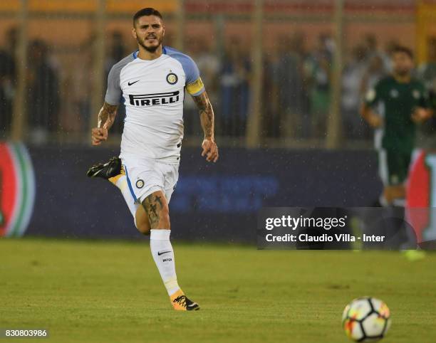 Mauro Icardi of FC Internazionale in action during the Pre-Season Friendly match between FC Internazionale and Real Betis at Stadio Via del Mare on...