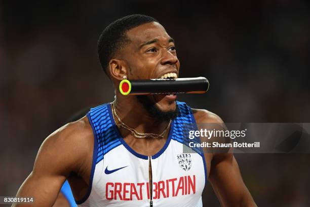 Nethaneel Mitchell-Blake of Great Britain celebrates winning gold in the Men's 4x100 Relay final during day nine of the 16th IAAF World Athletics...