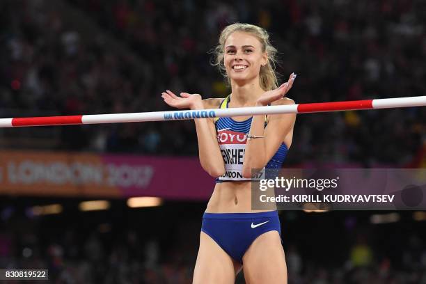 Yevchenko 319 Yuliya Levchenko High Jumper Stock Photos, High-Res Pictures, and ...