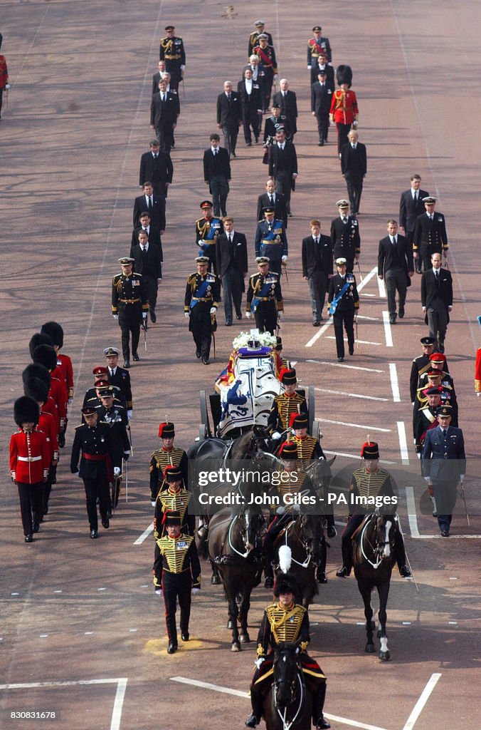 Queen Mother's Death Procession