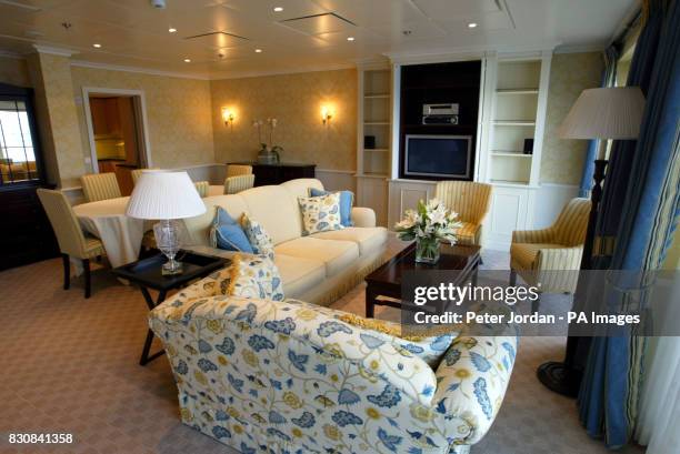 260 732 Million Photos & High Res Pictures - Getty Images