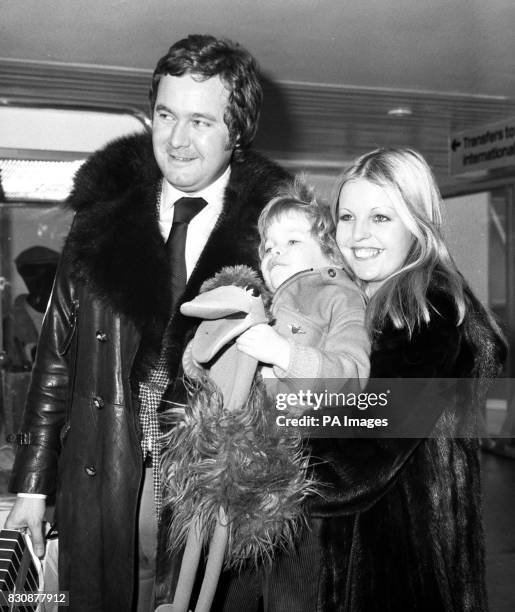 21 Sally Thomsett Tv Stock Photos High Res Pictures And Images 21-sally-thomsett-tv-stock-photos-high-res-pictures-and-images