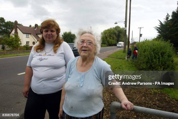 Tina-Marie Easey and Caroline Perry who live on the A10 nr Little Thetford and claim to have seen the missing ten-year-old girls Holly Wells and...