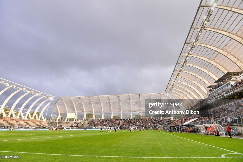 Amiens SC v Angers SCO - Ligue 1