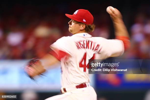 Trevor Rosenthal of the St. Louis Cardinals delivers a pitch against the Atlanta Braves in the ninth inning at Busch Stadium on August 12, 2017 in...