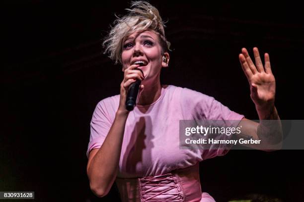 6,542 Betty Who Photos & High Res Pictures - Getty Images