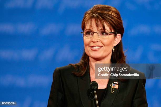Republican vice presidential candidate Alaska Gov. Sarah Palin speaks during the vice presidential debate at the Field House of Washington...