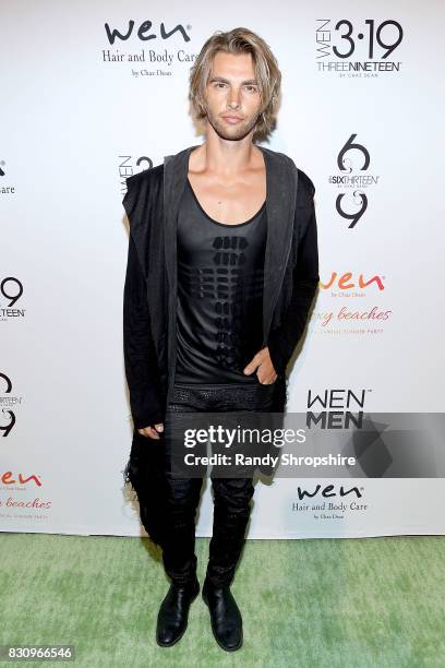 Jason John attends Chaz Dean summer party benefiting Love Is Louder on August 12, 2017 in Los Angeles, California.