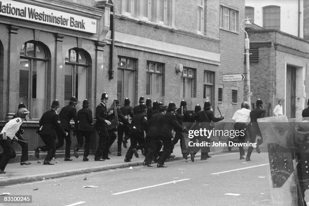 1981 Riots 178 Brixton Riots 1981 Stock Photos, High-Res Pictures, and Images ...