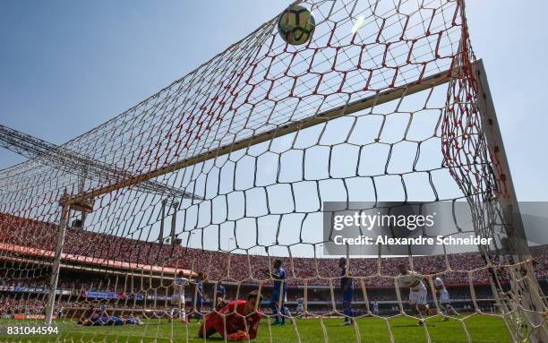 Arboleda of Sao Paulo scores their second goal during the match between Sao Paulo and Cruzeiro for the Brasileirao Series A 2017 at Morumbi Stadium...