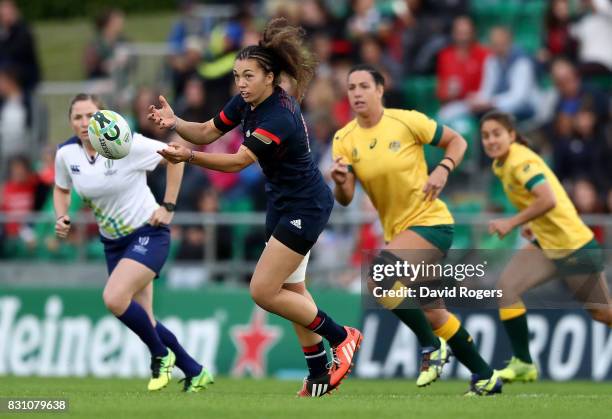 Caroline Drouin of France passes during the Women's Rugby World Cup 2017 match between France and Australia on August 13, 2017 in Dublin, Ireland.