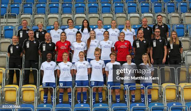 Back row team doctor Alexander Winkler, team leader Saskia Schwarz, Sandra Zigic, Shannon Woeller, Lisa Seiler, Jana Sedlackova, Maren Tellenbroeker,...