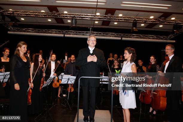 Bandmaster and Director of the Master Class Shlomo Mintz acknowledges the applause of the audience at the end of the Crans-Montana Classics 2017 -...