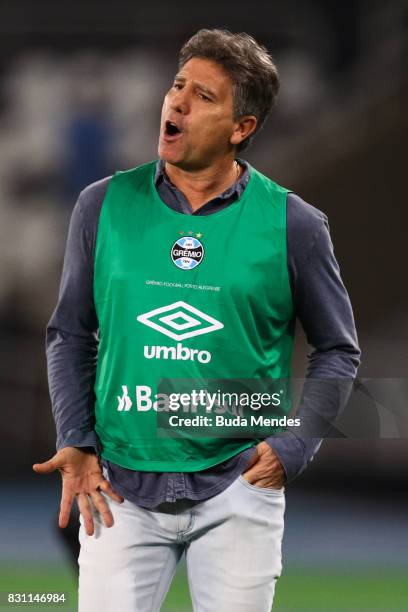 Head coach Renato Gaucho of Gremio during a match between Botafogo and Gremio as part of Brasileirao Series A 2017 at Nilton Santos Stadium on August...