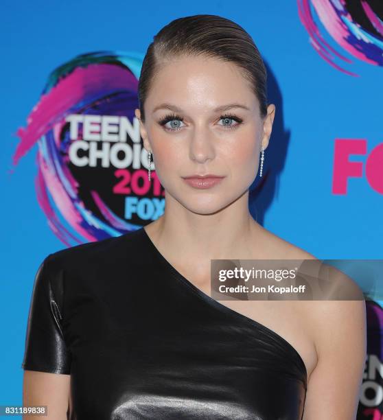 Actress Melissa Benoist arrives at the Teen Choice Awards 2017 at Galen Center on August 13, 2017 in Los Angeles, California.