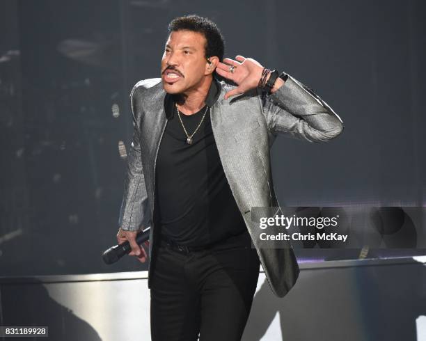 Lionel Richie performs at Infinite Energy Arena on August 13, 2017 in Duluth, Georgia.