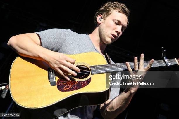 Phillip Phillips performs at Northwell Health at Jones Beach Theater on August 13, 2017 in Wantagh, New York.