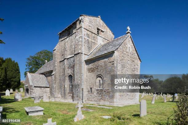 st nicholas church, studland, isle of purbeck, dorset - baie de studland photos et images de collection