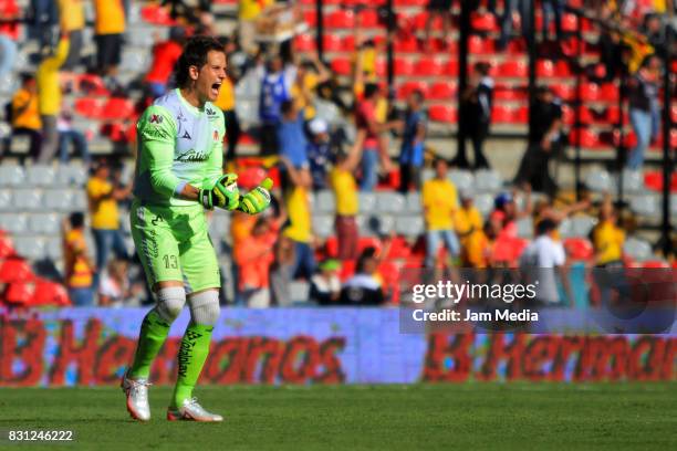 Goalkeeper of Morelia Sebastian Sosa reacts during the 4th round match between Queretaro and Morelia as part of the Torneo Apertura 2017 Liga MX at...