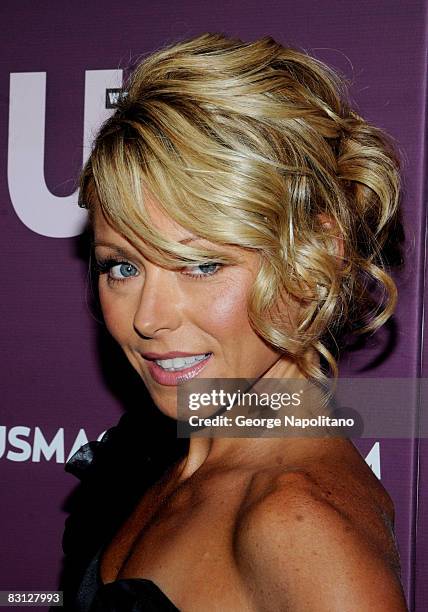 Actress Kelly Ripa attends the US Weekly 25 Most Stylish New Yorkers of 2008 celebration at Hudson Terrace on September 12, 2008 in New York City.