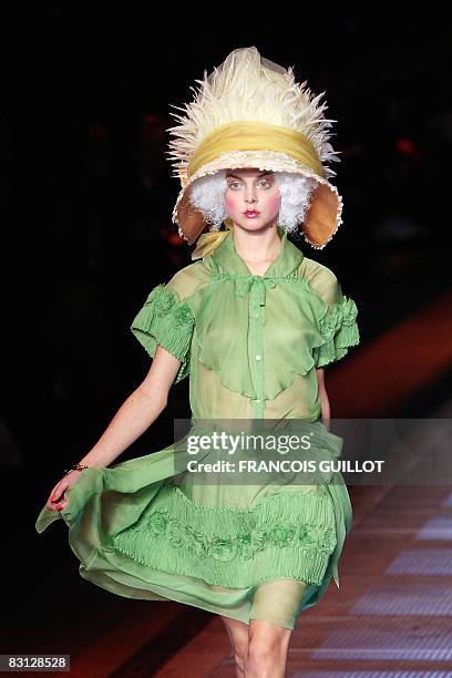 Model presents a creation by British designer John Galliano during the spring/summer 2009 ready-to-wear collection show in Paris, on October 04,...