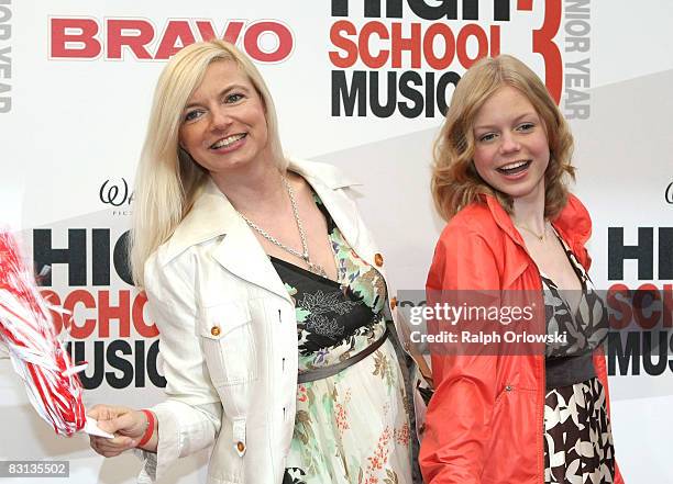 Michaela Merten and her daughter Julia smile prior to the German premiere of 'High School Musical 3: Senior Year' on October 5, 2008 in Munich,...