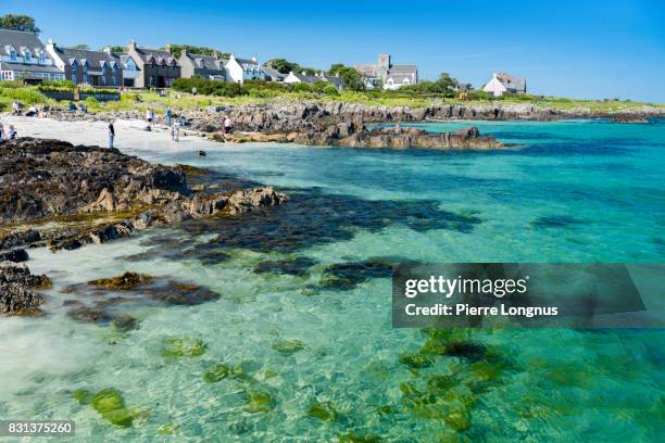 martyr’s bay - isle of iona, inner hebrides, scotland - isla de iona fotografías e imágenes de stock