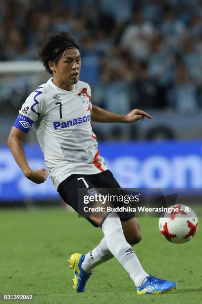 Yasuhito Endo of Gamba Osaka in action during the J.League J1 match between Gamba Osaka and Jubilo Iwata at Suita City Football Stadium on August 13,...