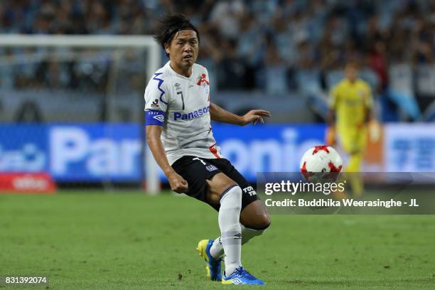 Yasuhito Endo of Gamba Osaka in action during the J.League J1 match between Gamba Osaka and Jubilo Iwata at Suita City Football Stadium on August 13,...