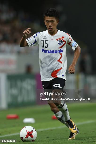 Ryo Hatsuse of Gamba Osaka in action during the J.League J1 match between Gamba Osaka and Jubilo Iwata at Suita City Football Stadium on August 13,...