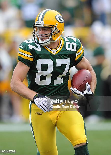 Jordy Nelson of the Green Bay Packers carries the ball during an NFL game against the Atlanta Falcons at Lambeau Field on October 5, 2008 in Green...