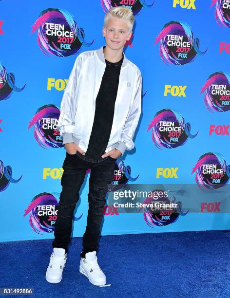 Carson Lueders arrives at the Teen Choice Awards 2017 at Galen Center on August 13, 2017 in Los Angeles, California.