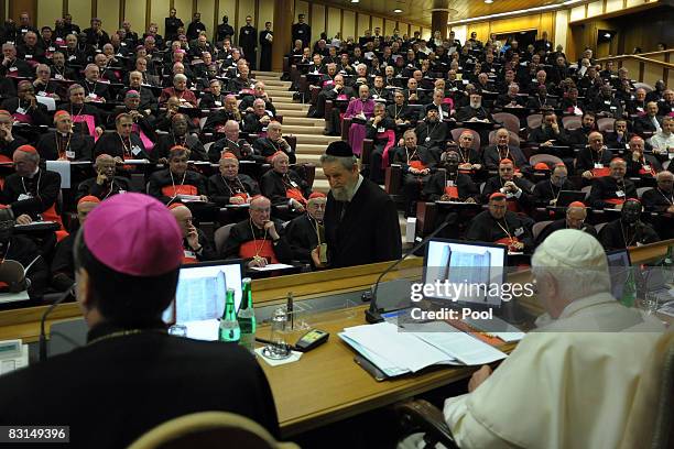 Eliyahu Yosef She'ar Yashuv Cohen, Chief Rabbi of Haifa , during the Synod of the Bishops, October 6 in Vatican City.