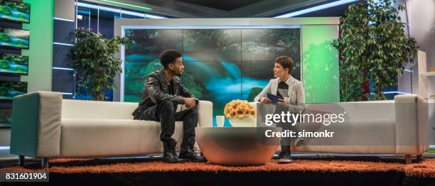 celebrity talk show - studio interview stock pictures, royalty-free photos & images
