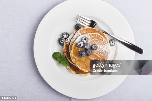 occasions. blueberry pancakes - blueberry pancakes bildbanksfoton och bilder