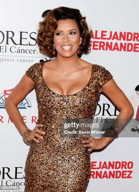 Actress Eva Longoria Parker arrives at the Padres Contra El Cancer's 8th Annual "El Sueno De Esperanza" at the Hollywood & Highland Center Grand...