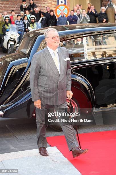 Prince Consort Henrik of Denmark attends the opening of the Folketingets parliamentary session at Christiansborg Castle on October 7, 2008 in...